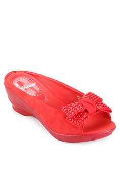 Tracce  Female Platform Sandals