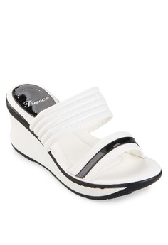 Tracce  Female Wedge Sandals