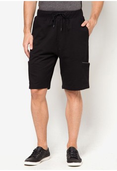 ZALORA  Shorts with Oversized Pockets